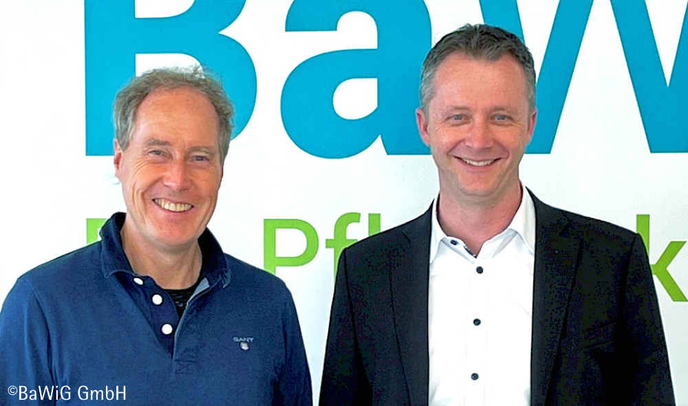 BaWiG - Kooperationsfoto zwischen BaWiG (li. Prof. Dr. Schottler) und Sanimed (re. Sven Weltmeier)